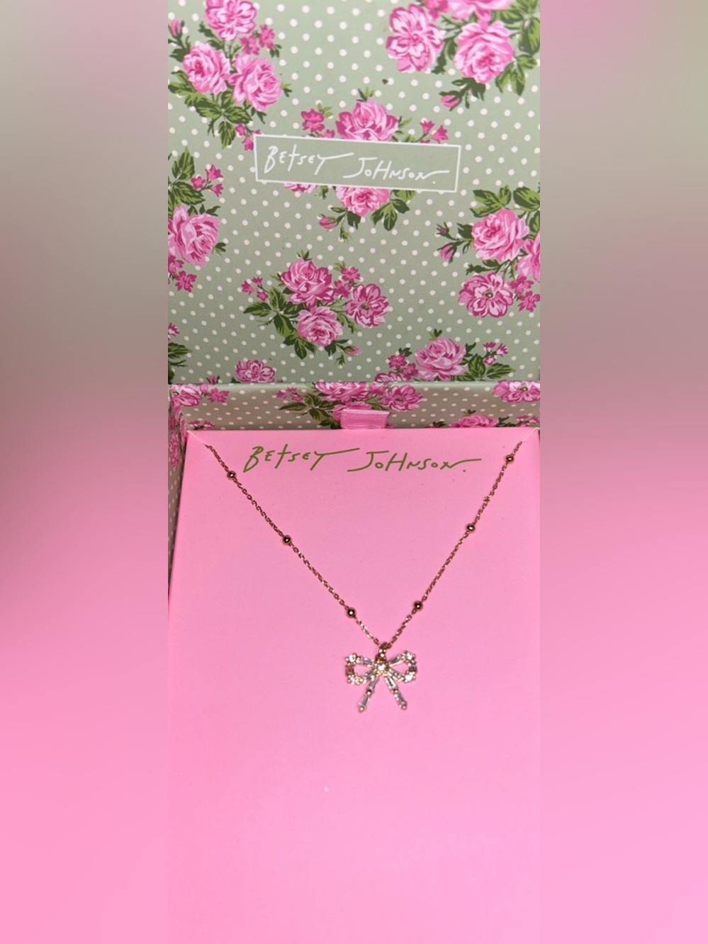 Betsey Johnson Dainty Crystal Baguette Bow Tie Ribbon Necklace.NIB/NWT - Picture 7 of 9